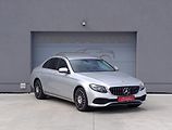 Mercedes-Benz Třídy E 220d 143kW 4MATIC ČR  - náhled 3