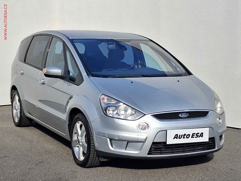 Ford S-MAX (2010) 2.2TDCi, Navi, autoAC - fotografie inzerátu
