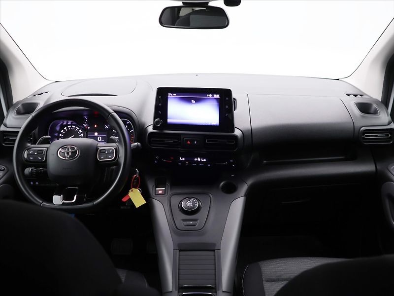 Toyota ProAce City Verso 1,5 D-4D 130k Aut. CZ Family - fotka 30 z 38