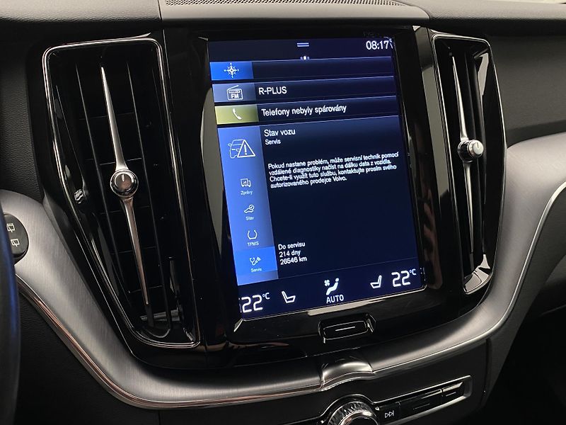 Volvo XC60 B4 AWD MOMENTUM REZERVACE - fotka 43 z 47