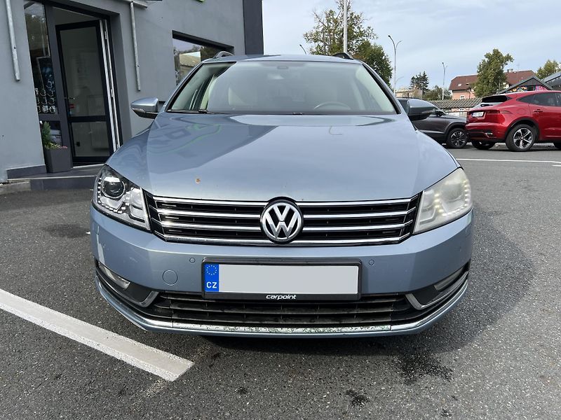 Volkswagen Passat 2.0 TDi 103 kW DSG BIXENON - fotka 6 z 19