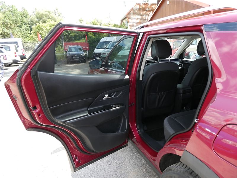 SsangYong Korando 1,5 T-GDI 120kW Automat,Style - fotka 18 z 39