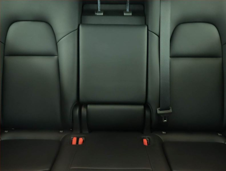 Tesla Model Y (2023) Long Range AWD 79kWh, SoH 91% - fotka 10 z 22