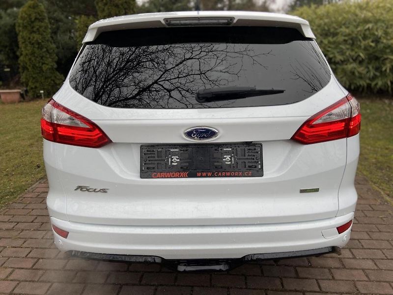 Ford Focus (2014) 1.0EcoBoost 92kw - fotka 6 z 32