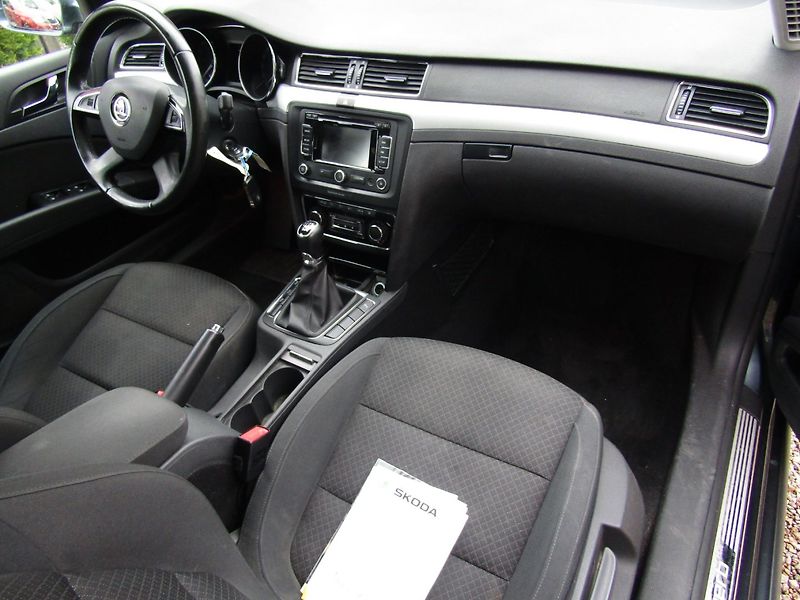 Škoda Superb (2015) 1.6 TDI 77kW  OUTDOOR - fotka 14 z 46