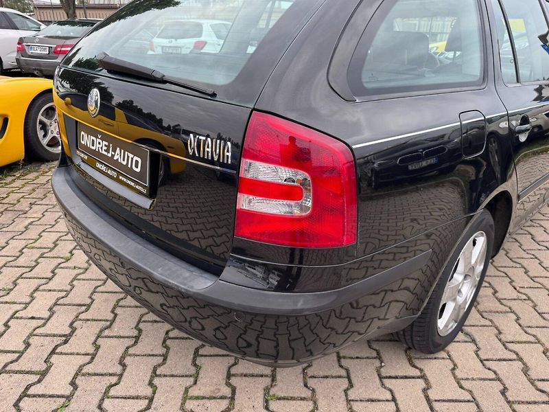 Škoda Octavia (2005) 1,9TDI 77KW TAŽNÉ BEZ DPF 1MAJ - fotka 12 z 48