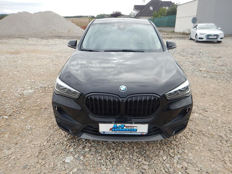 BMW X1 2.0 D, AUTOMAT - fotka 3 z 21