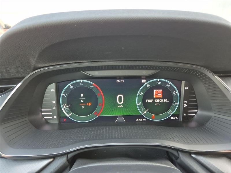 Škoda Octavia 2,0 TDi DSG Ambition 4x4 - fotka 15 z 16