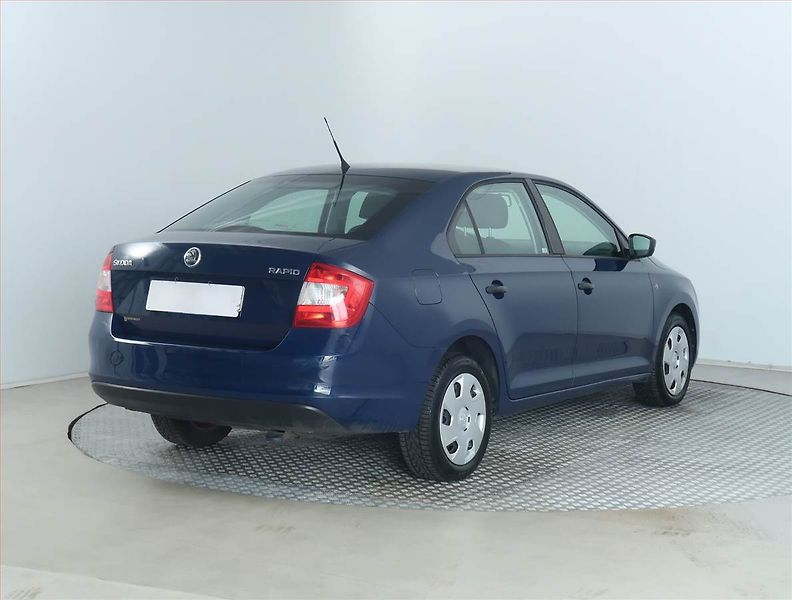 Škoda Rapid (2013) 1.2 TSI - fotka 5 z 14