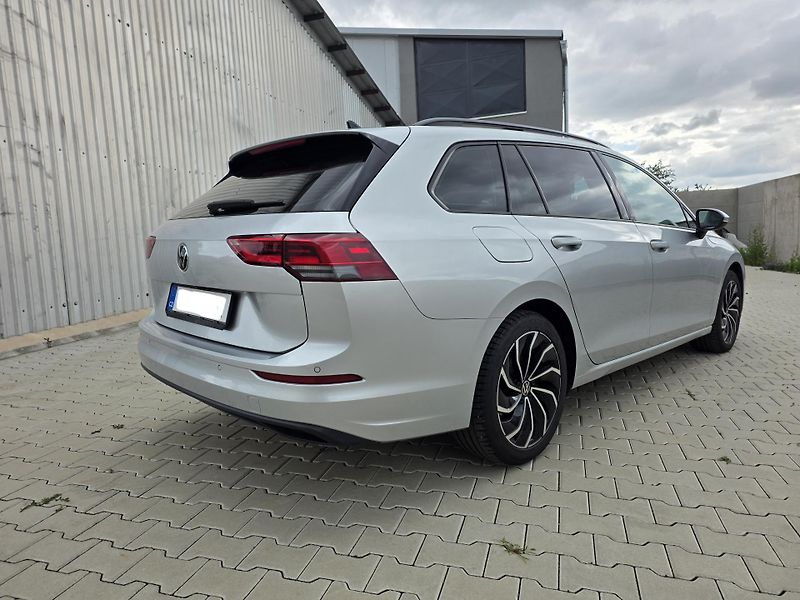 Volkswagen Golf (2021) 2.0 TDI 110 kW 7DSG + tažné - fotka 2 z 8