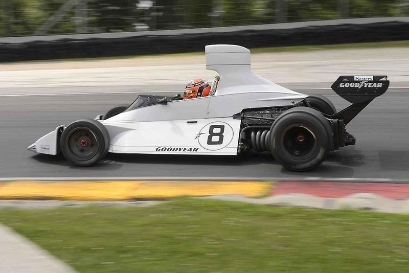 Lotus s Joaquinem Folchem za volantem.