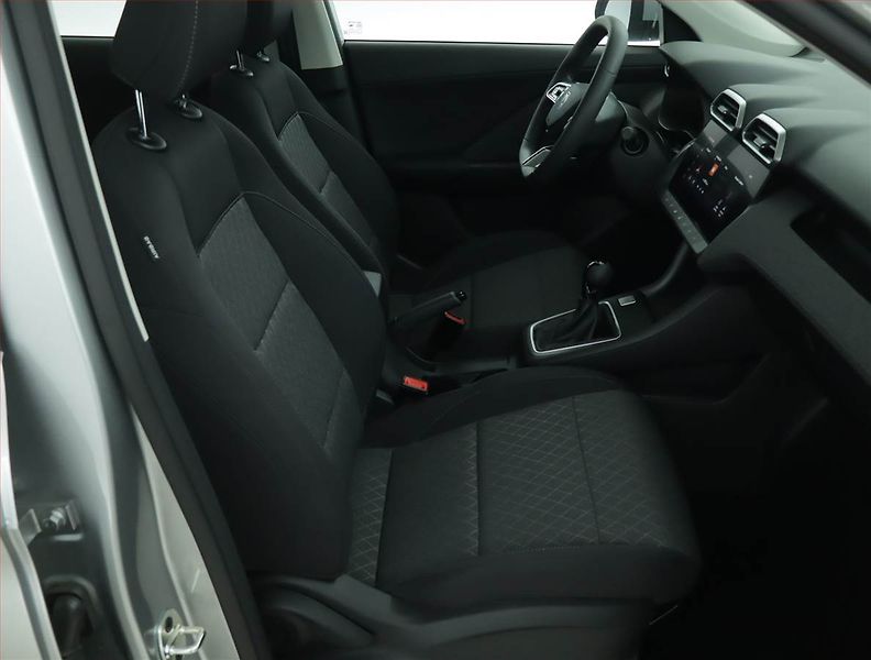 MG ZS (2026) 1.5 i - fotka 9 z 14