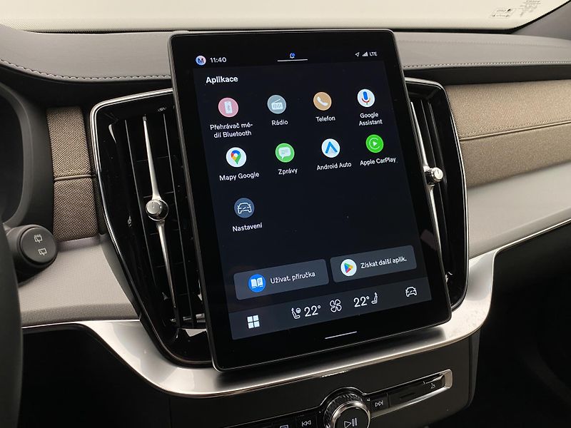 Volvo XC90 (2026) T8 AWD Plug-in CORE 7m - fotka 8 z 64