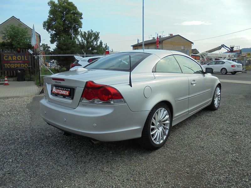 Volvo C70 (2007) 2.4 D5 - AUTOMAT - NAVI - KŮŽE - fotka 7 z 11