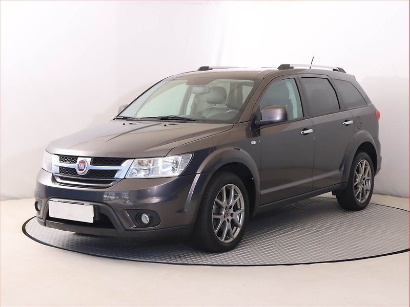 Fiat Freemont (2015) 2.0 MultiJet, Serv.kniha, Navi - fotka 2 z 18