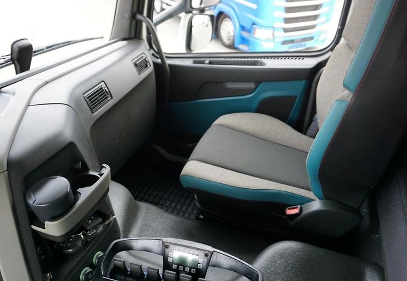 Volvo FM (2018) 500 6x2 valník + HR EURO 6 - fotka 20 z 22