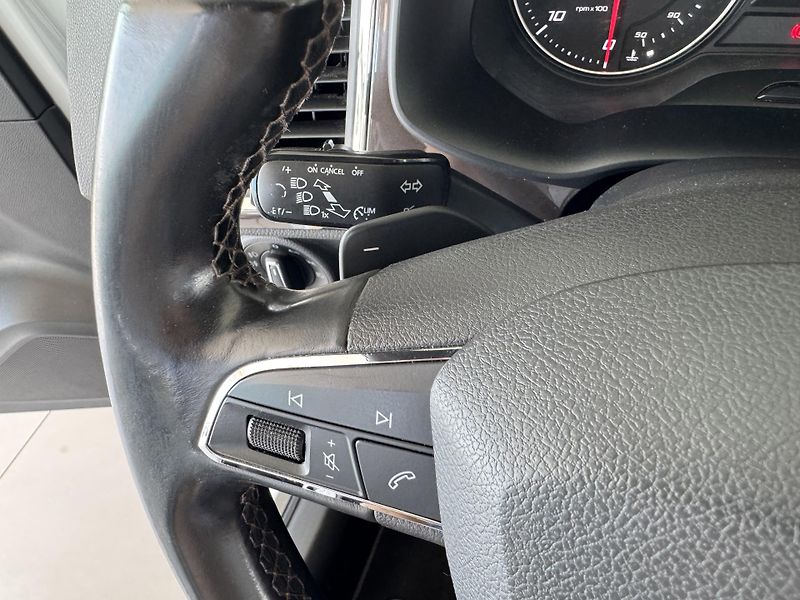 Seat Ateca 2,0TDI 140kW*4x4*DSG*XCELLENCE - fotka 28 z 34
