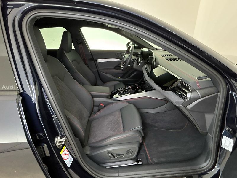 Audi A5 quattro 270kW - fotka 9 z 31