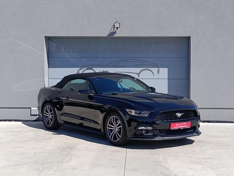 Ford Mustang 2.3 ECOBOOST CONVERTIBLE  - fotka 4 z 32