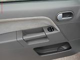 Ford Fusion (2003) 1.4i, AC, park.čidla - náhled 14