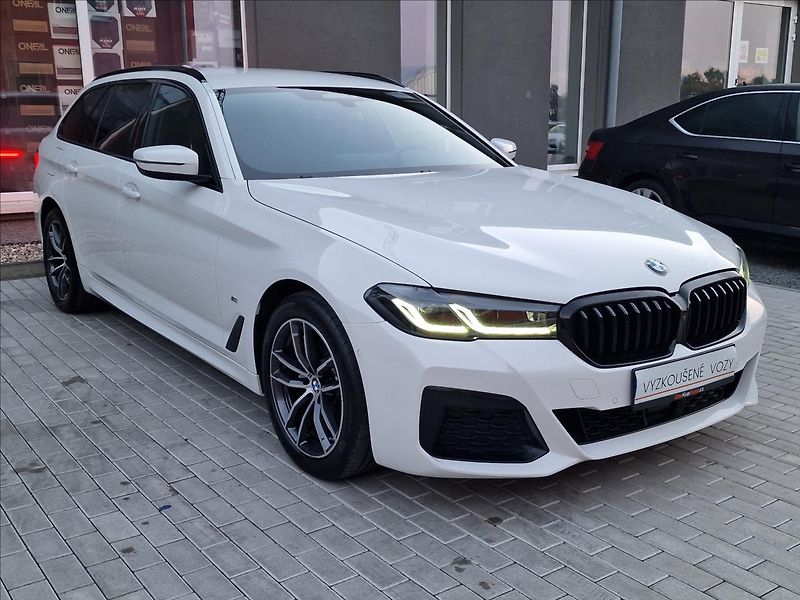 BMW Řada 5 520d Xdrive M-Sport ČR,1.Maj. - fotka 3 z 50
