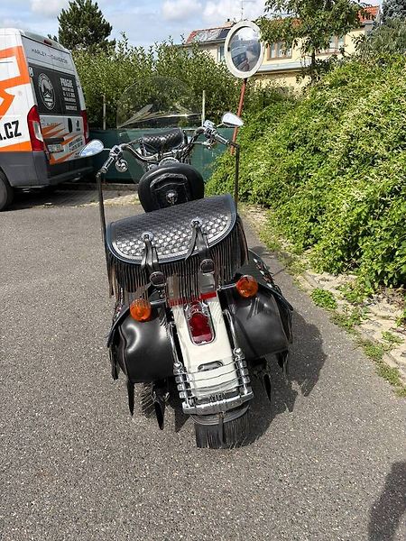 Harley-Davidson FLSTS Heritage Springer (1997) - fotka 8 z 16