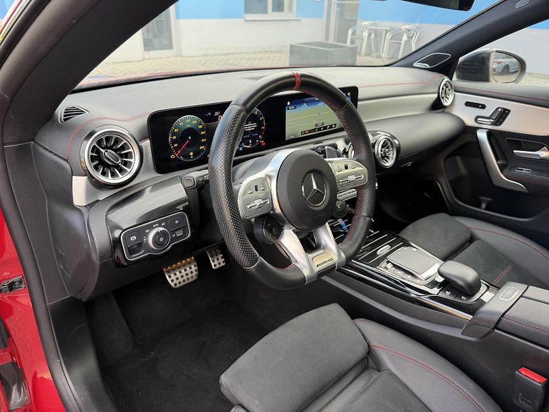 Mercedes-Benz CLA AMG CLA 35 225kW automat kůže  - fotka 12 z 23