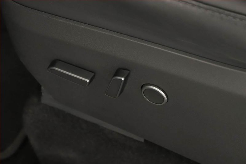 Tesla Model Y (2022) Long Range AWD 79kWh, SoH 91% - fotka 23 z 27