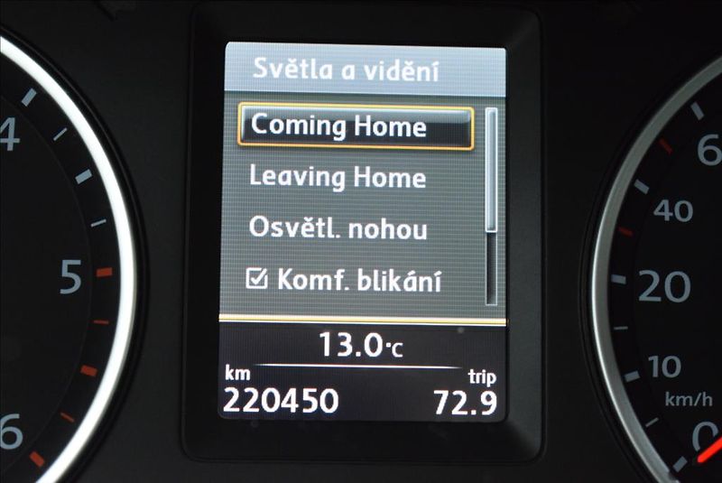 Volkswagen Tiguan 2,0 TDi, Sport&Style,DSG,Xen, - fotka 25 z 37