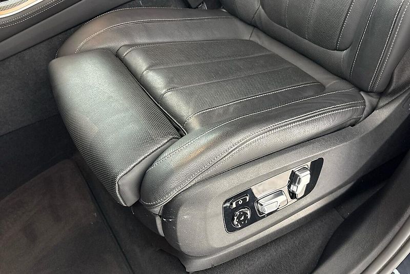 BMW X5 xDrive40d - fotka 7 z 29
