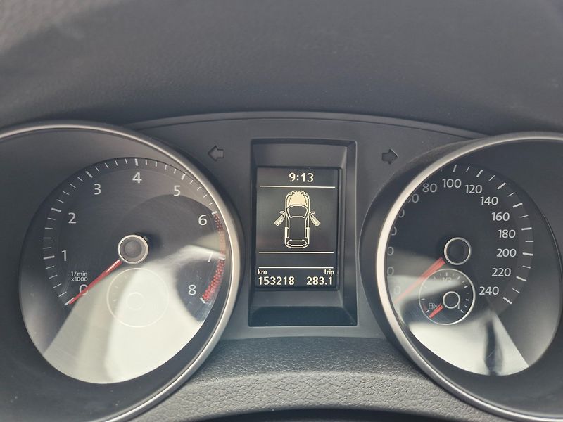 Volkswagen Golf (2012) 1.2 TSi - fotka 21 z 30