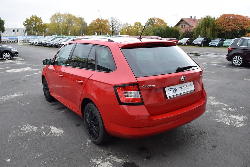 Škoda Fabia (2016) 1.2TSI 66kw ED. JOY TAŽNÉ APP  - fotka 11 z 49