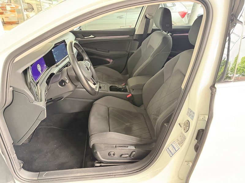 Volkswagen Golf Variant (2021) Style 1.5 TSI / 110 kW M6 - fotka 6 z 26