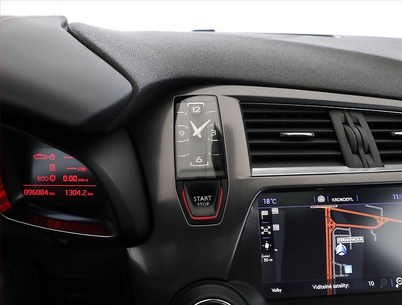 Citroën DS5 (2015) 2.0 BlueHDI, Automat, ČR,1.maj - fotka 13 z 21
