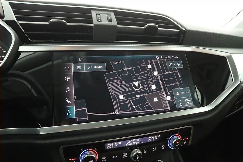 Audi Q3 (2021) Advanced 45 TFSI - fotka 13 z 18