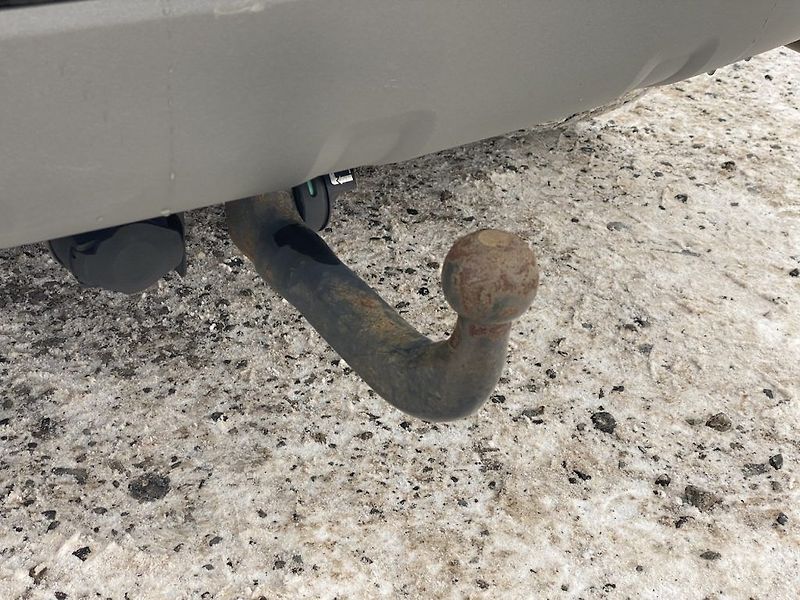 Land Rover Discovery Sport 2.0SD4, ČR-1m, plný servis - fotka 33 z 35