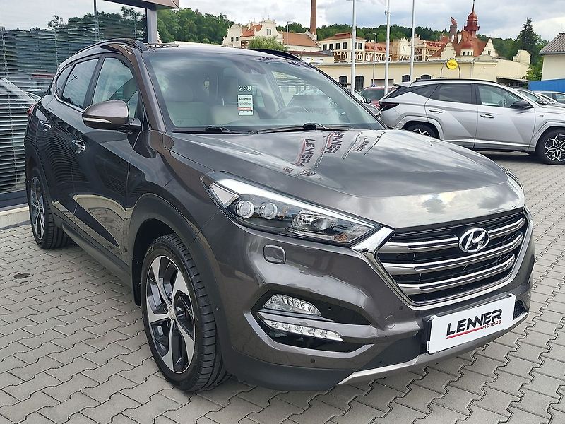 Hyundai Tucson 2.0 CRDI/136kW Premium DCT 4x4 - fotka 3 z 38