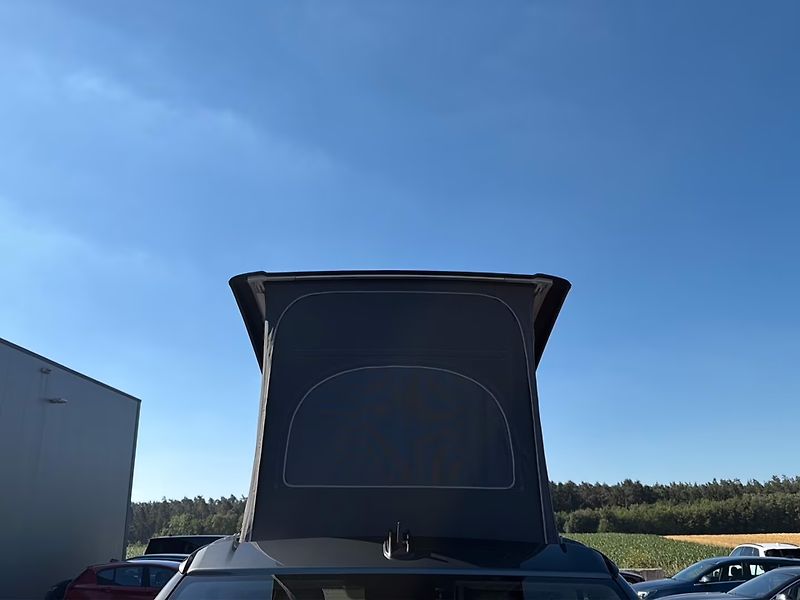 Volkswagen California eHybrid 4M Ocean HuD El.střech - fotka 31 z 31