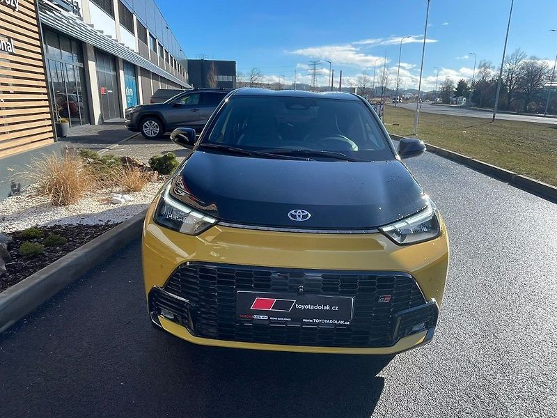 Toyota Aygo 1.5 Hybrid 116HP GR-SPORT - fotka 2 z 27