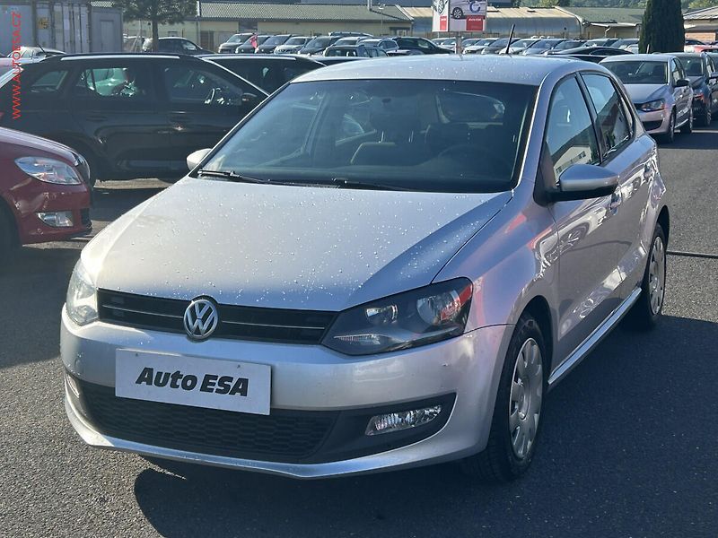 Volkswagen Polo (2011) 1.2HTP, ČR, AC, temp, STK1/28 - fotka 3 z 15