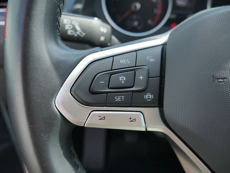 Volkswagen Tiguan (2021) 1.5 TSi, 1.maj,ČR, Life, LED - fotka 13 z 26