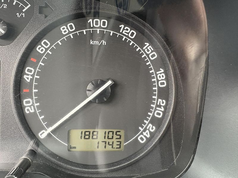 Škoda Octavia (2009) 1.6 75kW BENZIN+LPG - fotka 12 z 20