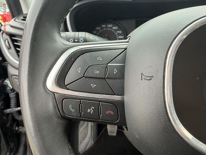 Fiat Tipo (2019) 1.6 MJet, AC, kamera - fotka 10 z 15