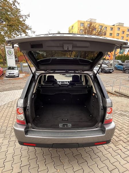 Land Rover Range Rover Sport (2010) 3.0 /180kW - fotka 12 z 44