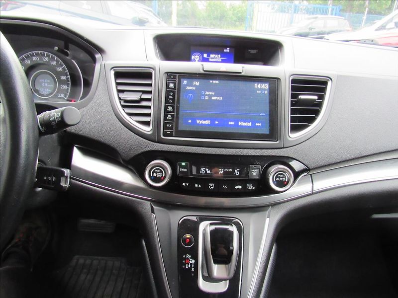 Honda CR-V 1,6 DTEC 4WD Automat Elegance - fotka 15 z 32
