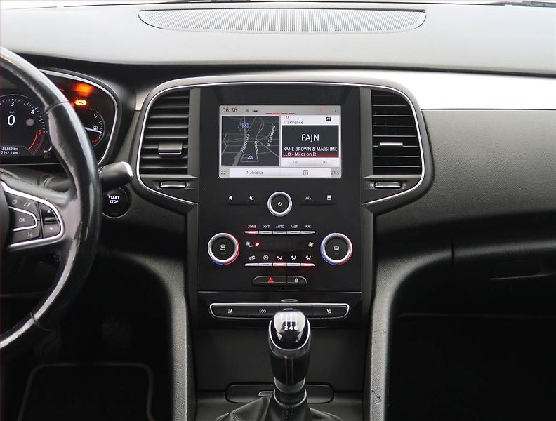 Renault Talisman (2018) 1.5 dCi, Serv.kniha, Navi - fotka 12 z 20