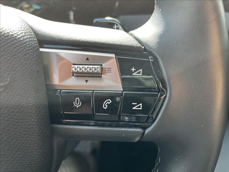 DS Automobiles DS4 1,2   PALLAS 136 HYBIRD - fotka 12 z 24