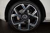 Rolls-Royce Cullinan Black Badge/Bespoke/Starling r - náhled 33