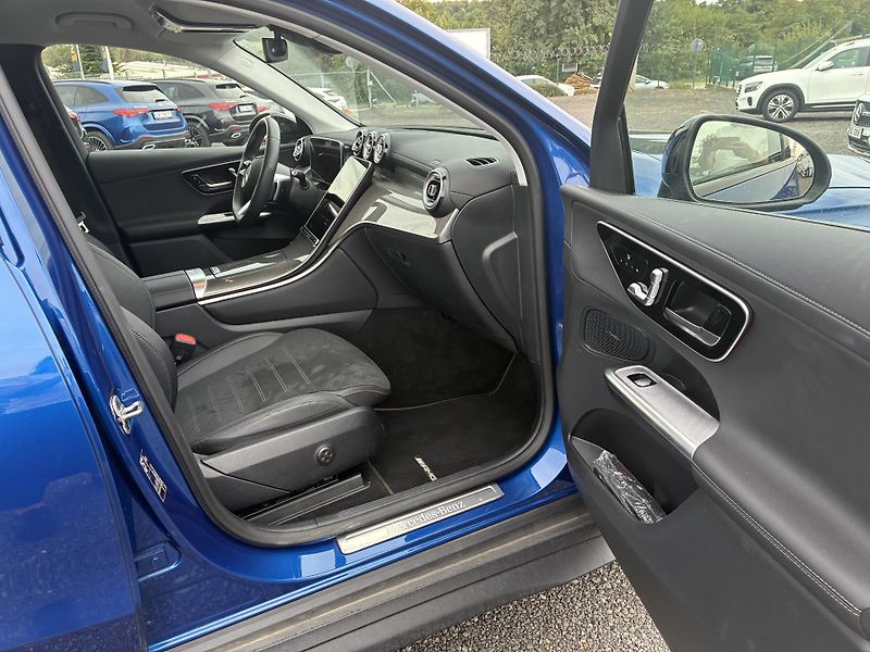Mercedes-Benz GLC (2025) 300de 4MATIC - fotka 6 z 13