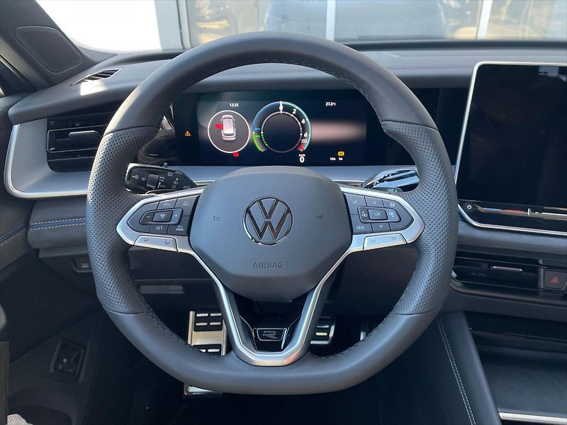 Volkswagen Tayron (2025) 1,5 TSI 150kW eHybrid  R-Line - fotka 16 z 18